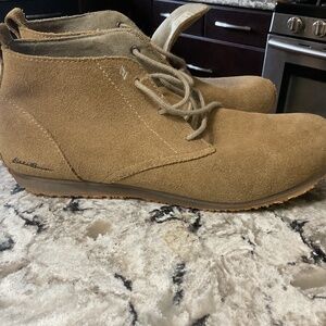 Eddie Bauer boots désert style